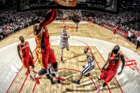 篮球赛场焦点！意大利队对阵法国队，战况跌宕起伏，悬念直到终场-九游