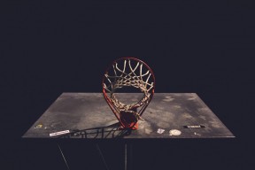 年终总决赛战况：巴塞罗那防线稳固，费城76人进攻受阻，斯瓦泰克成最佳-九游app下载最新版本